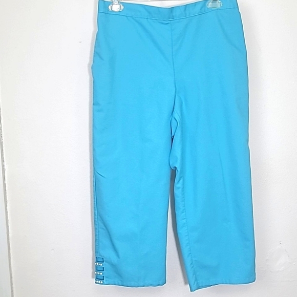Alfred Dunner Capri Pants turquoise blue white ladder stud leg detailing pockets - Picture 1 of 6